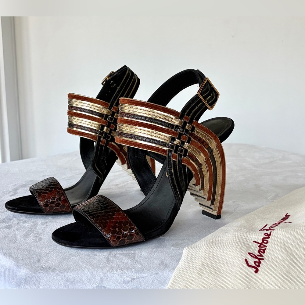 Salvatore Ferragamo Lenny F/W 2015 Runway Art Deco heels, *never worn* w/dustbag - Picture 7 of 17